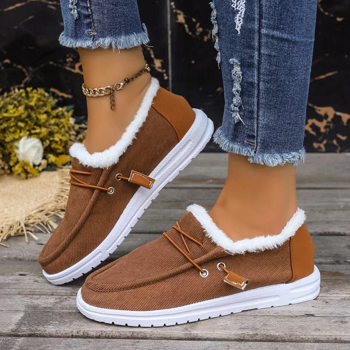 Fløjls Slip-on Sneakers med Fleeceforing til Damer - Lysebrun