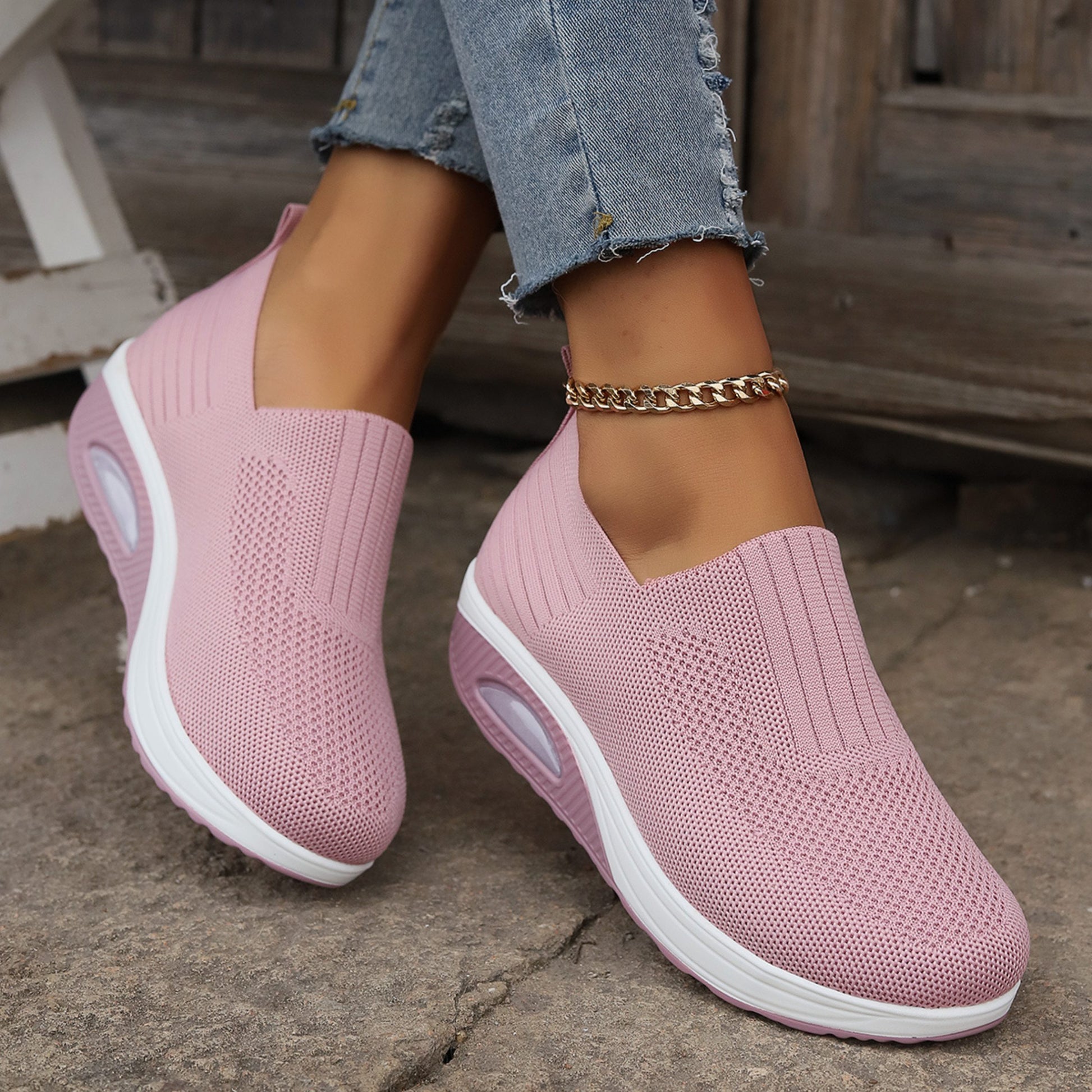 Mesh Slip-On Sneakers med Kilehæl til Damer - Rosa