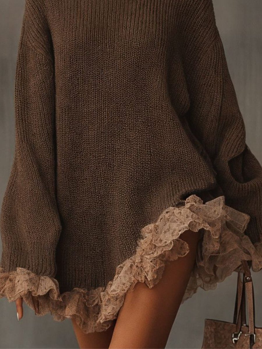 Oversized Strikket Kjole med Rullekrave og Blondekant til Damer